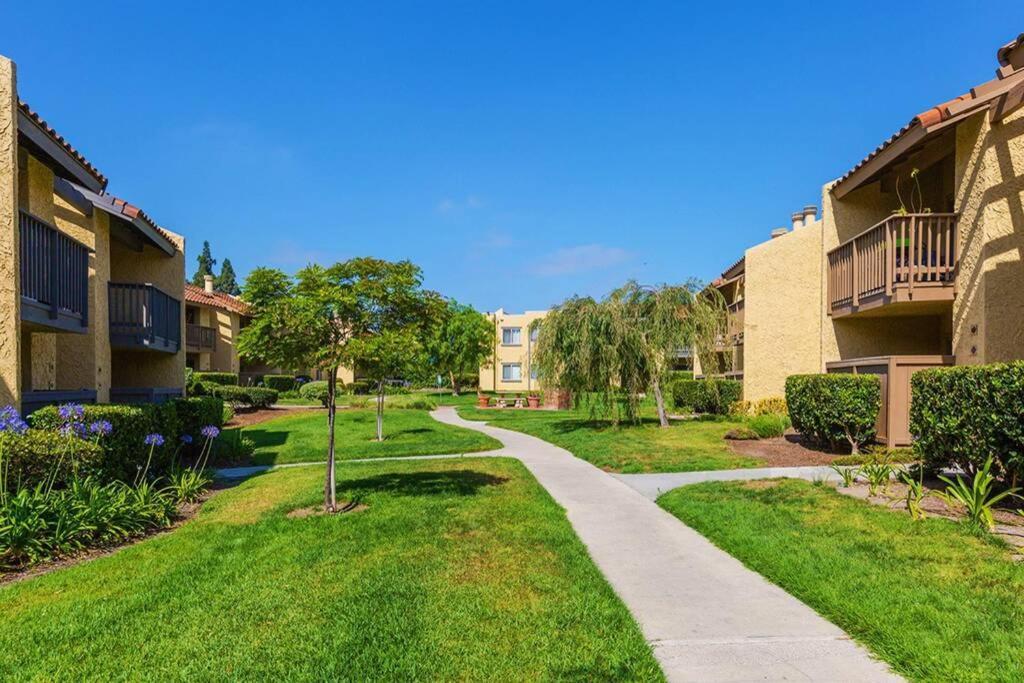 Departamento Completo En San Diego Hablamos Espanol エクステリア 写真