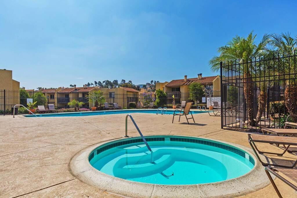 Departamento Completo En San Diego Hablamos Espanol エクステリア 写真